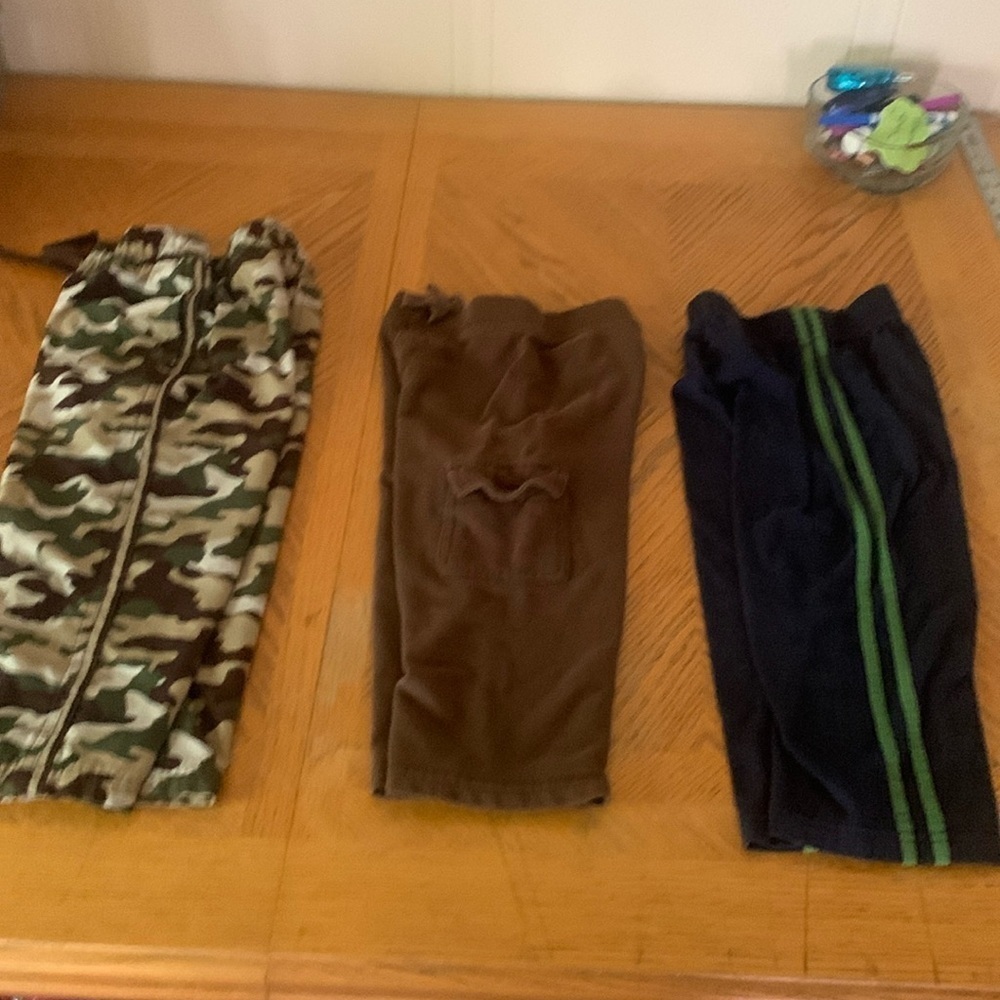 3 pairs of 3T pants preowned